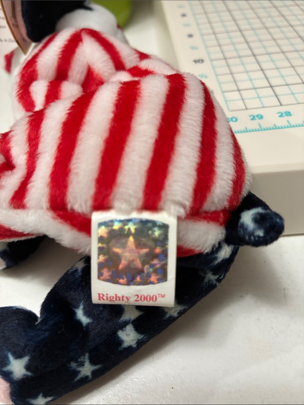 Ty Beanie Baby Righty 2000 The Elephant - Picture 3 of 3